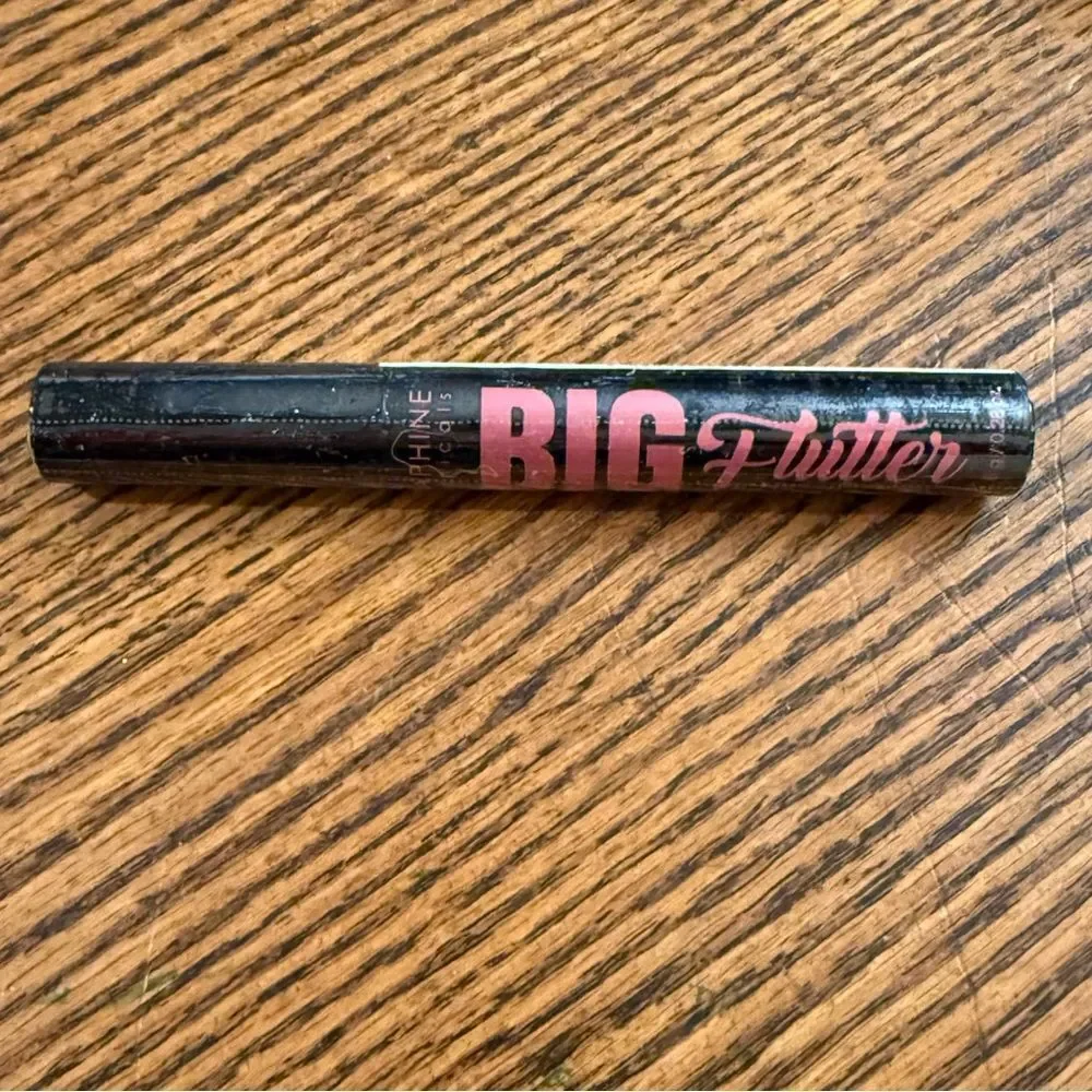 Seraphine Big Flutter Mascara - Bold Black